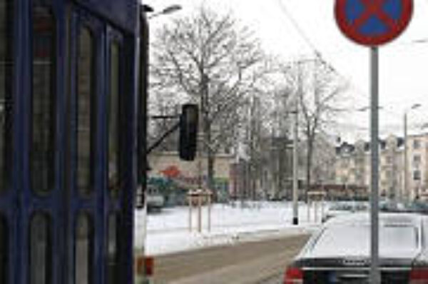 Neundorfer Straße: Fehlplanung oder Schneeproblem?
