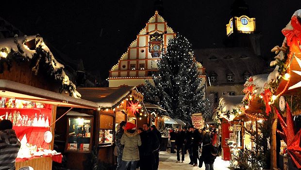 Der Plauener Weihnachtsmarkt in der Altstadt. Foto: Spitzenstadt.de/Archiv