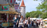 Warme Temperaturen und volle Straßen zum Plauener Frühling