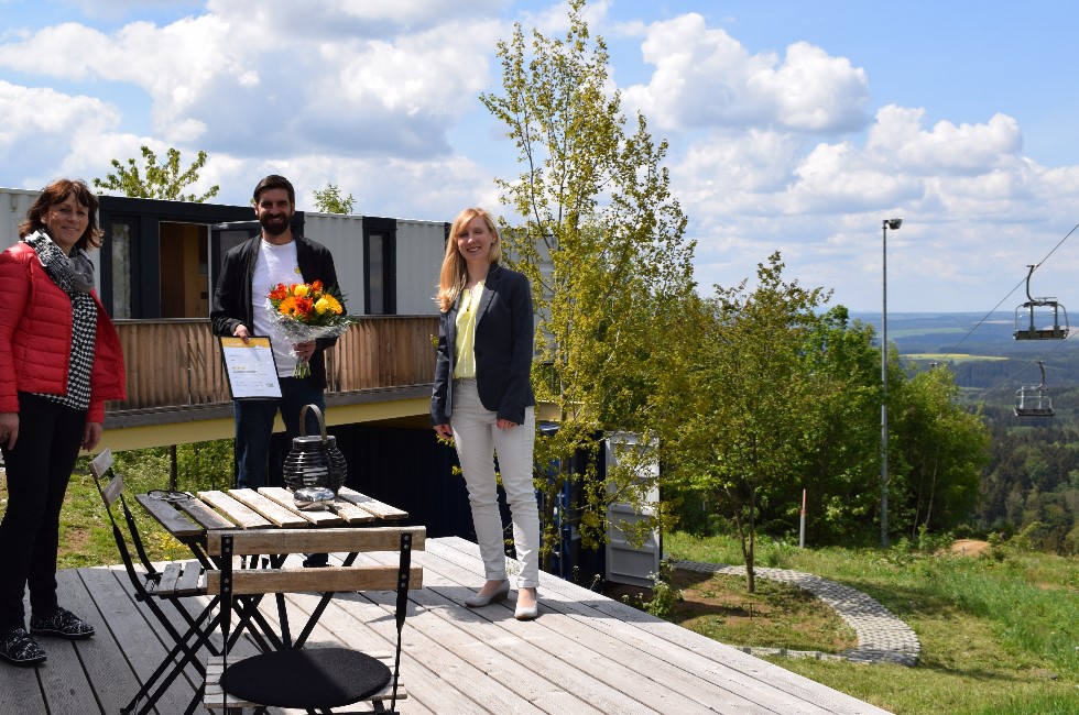 Drei Sterne für Container Lofts Schöneck