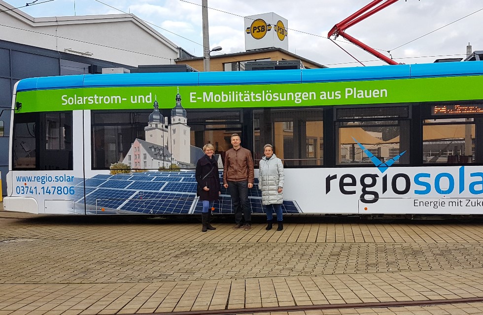 Neunte Niederflurstraßenbahn in Plauen im Einsatz 