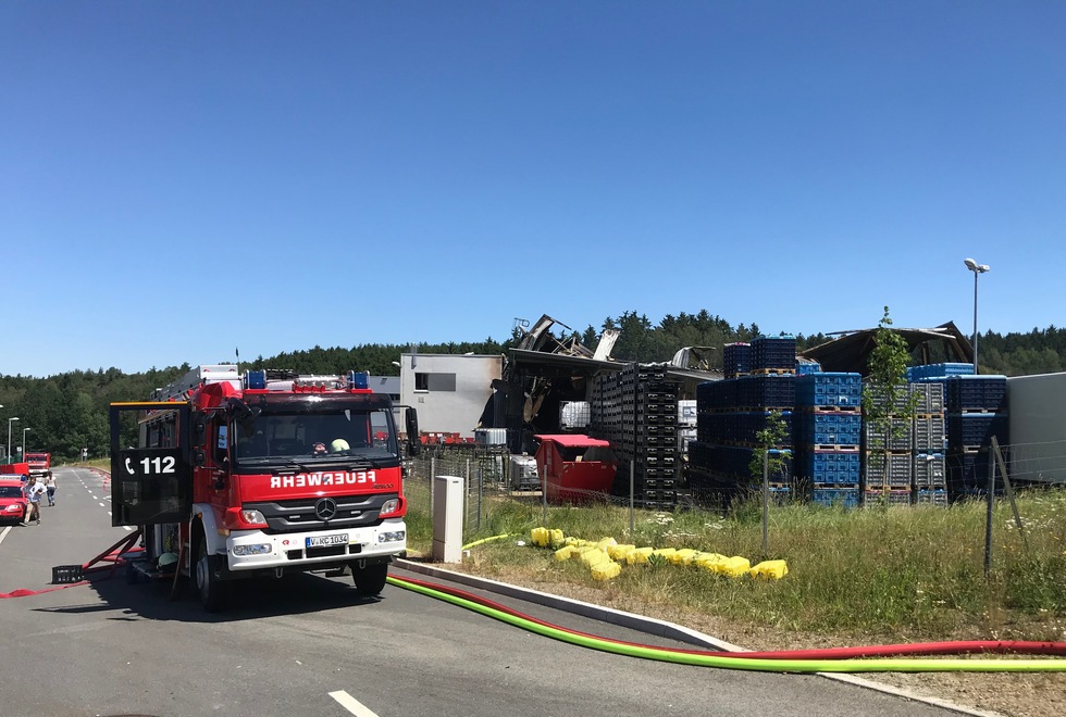 Großbrand im Industriegebiet 