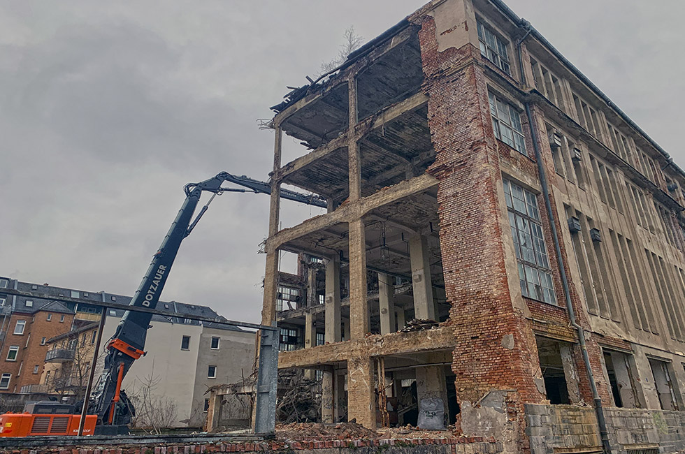 Abbruch-Industriebrache-Plauen-Schönherr-Straße-Bagger