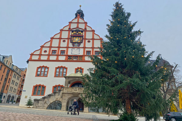 Lichter funkeln in Plauen trotz Weihnachtsmarkt-Absage