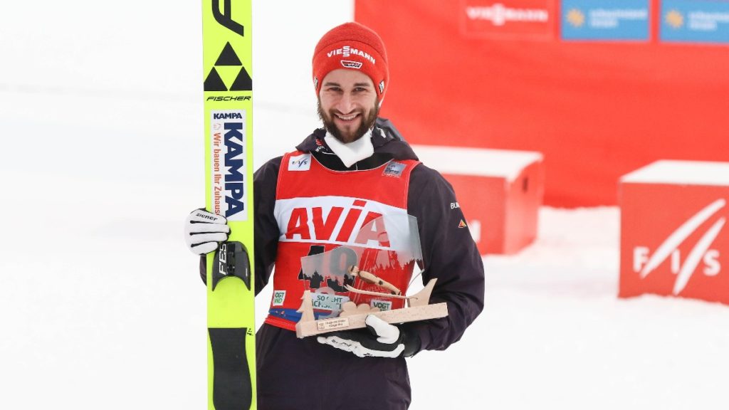 Markus Eisenbichler sicherte den deutschen Adlern als Dritter am Sonntag einen Podestplatz. Foto: Konstanze Schneider/VSC Klingenthal