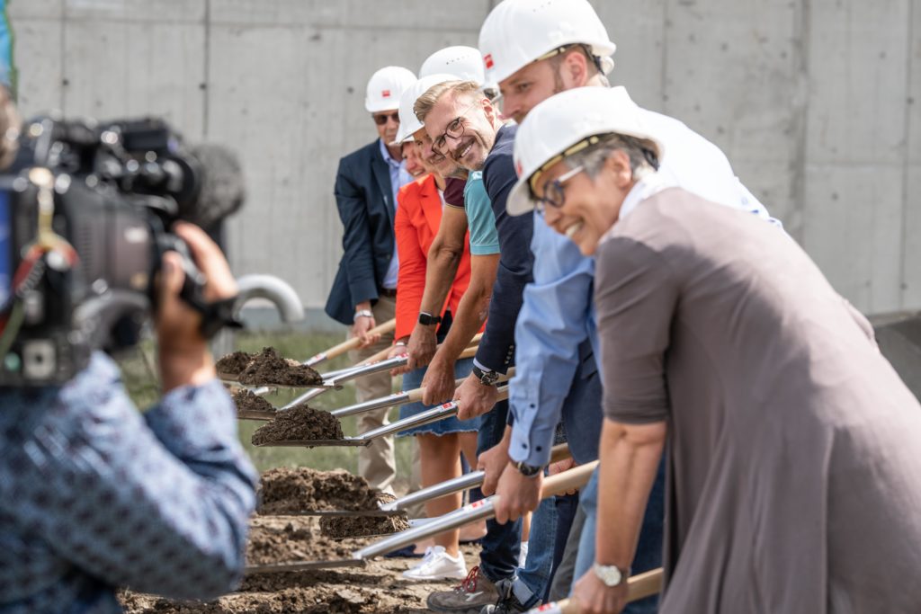 Spatenstich für die neue Hafermühle in Oberlosa - Foto: Rubin Mühlen / Stephan Roßner