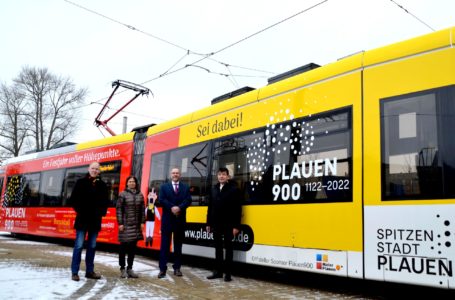 Plauener Straßenbahn wirbt fürs große Festjahr Plauen900!