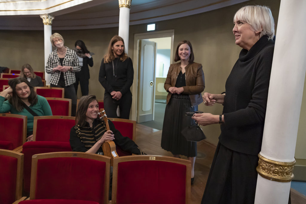 Claudia Roth besucht in Plauen Vogtlandtheater. Foto: André Leischner