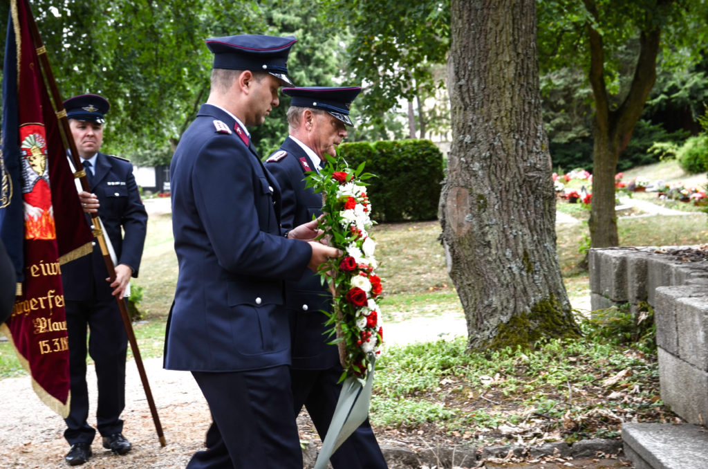 Totenehrung der Feuerwehr auf Friedhof 1. Foto: Marcus Fluck