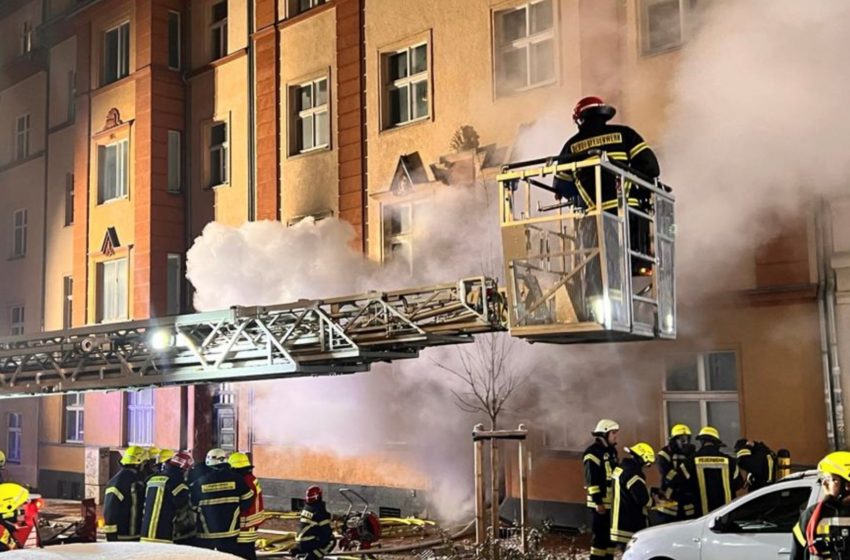 Mehrere Verletzte bei Brand in Plauen. Foto: S. Höfer