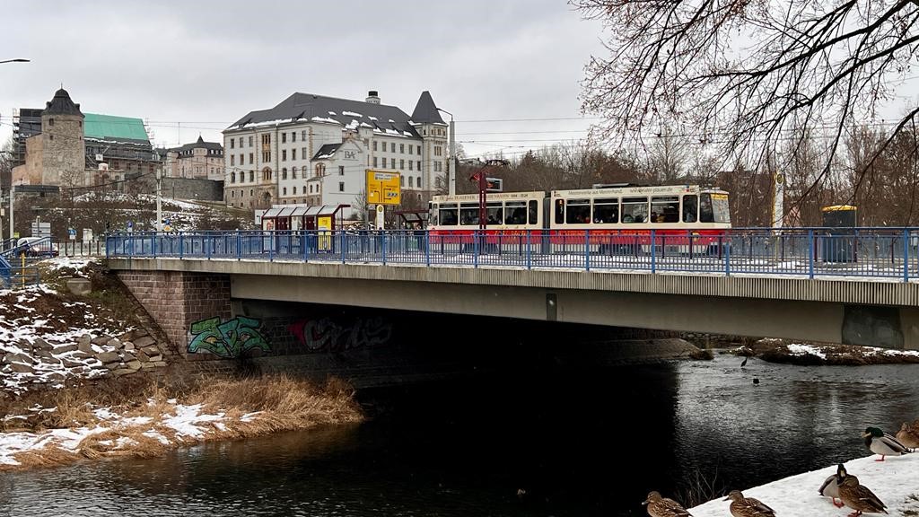 Neue Großbaustelle: Sanierung der Elsterbrücke in Plauen beginnt. Foto: S. Höfer