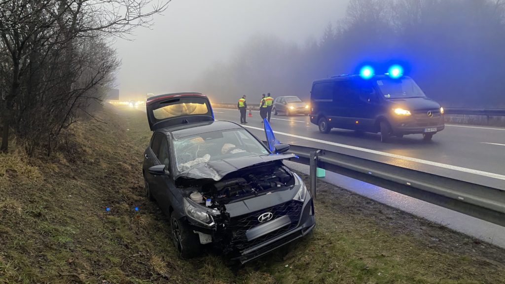 Aus gesundheitlichen Gründen von der Fahrbahn abgekommen. Foto: Polizei