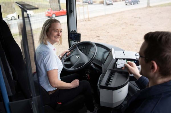 Ein Tag mit Busfahrerin Yvonne Klemm