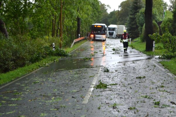 Schweres Unwetter entlädt sich über Plauen