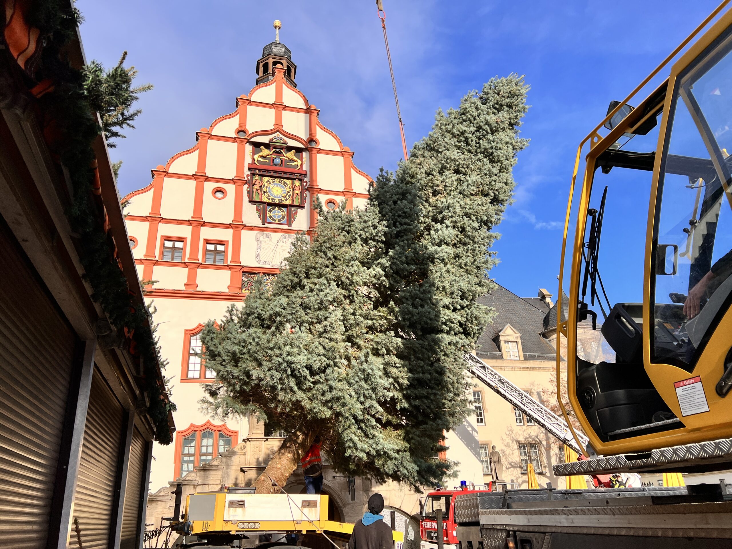 So schön ist der Weihnachtsbaum in Plauen 2023