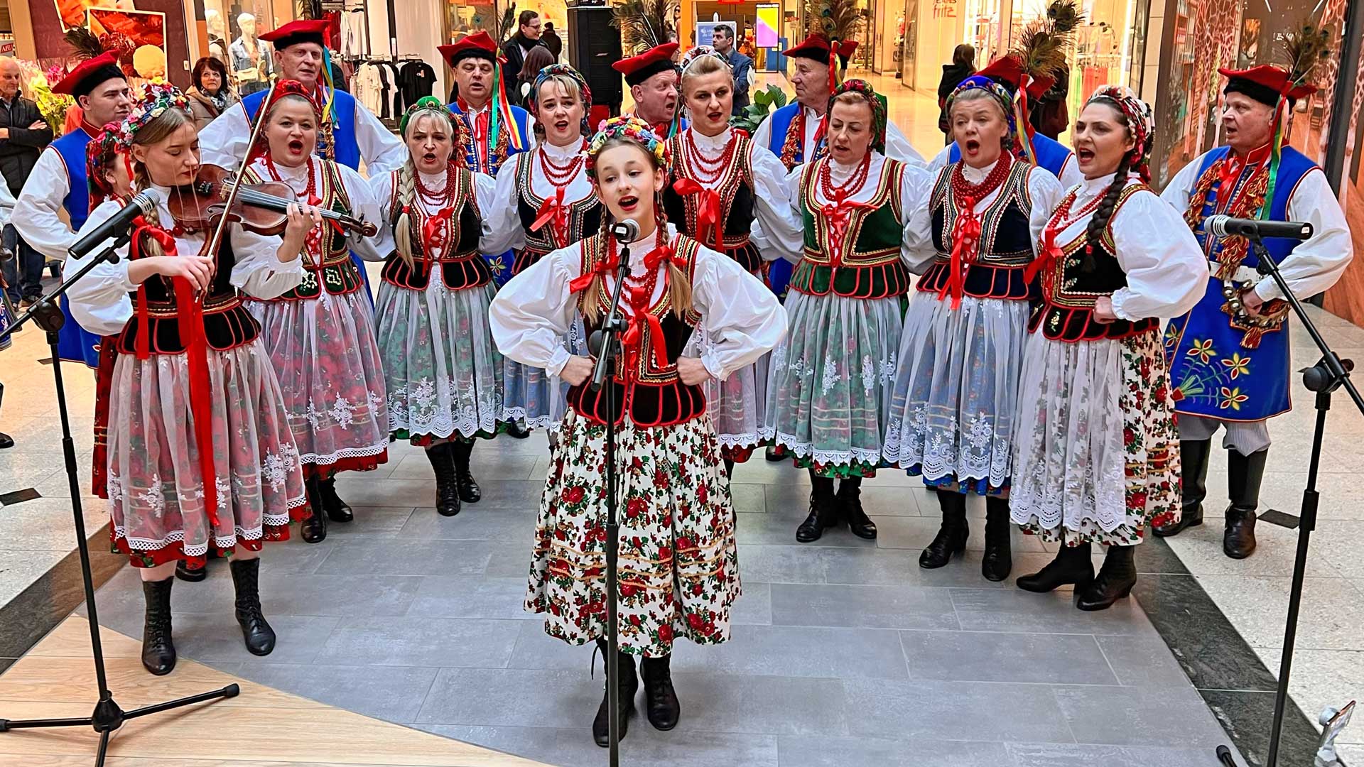 Polnische Folklore zum 28. Europäischen Bauernmarkt