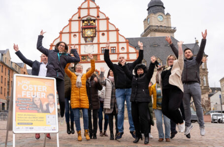 Die Freude über das MDR JUMP Osterfeuer 2024 bei der Stadt ist groß. Foto: Stadt Plauen