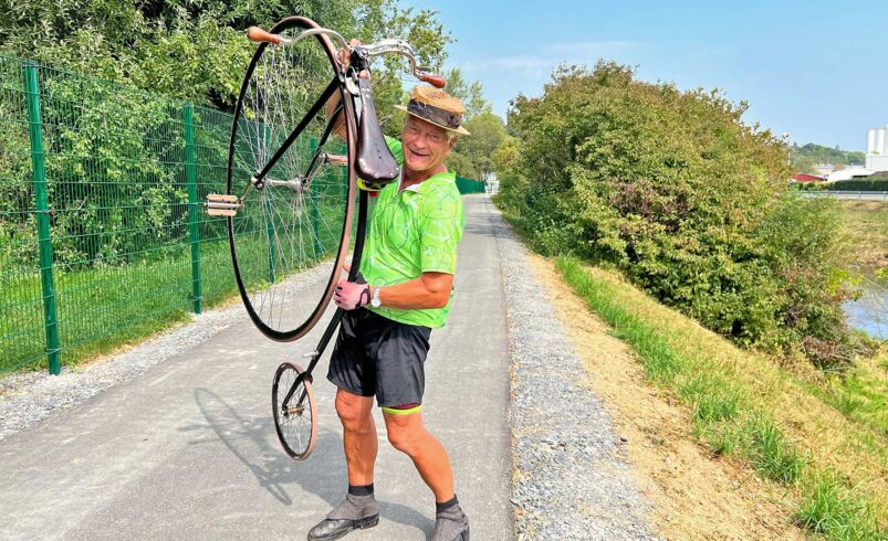 Hochradfahrer Helmut Arnold war ebenfalls bei der Eröffnung des Elsterradwegs dabei. Foto: S. Höfer