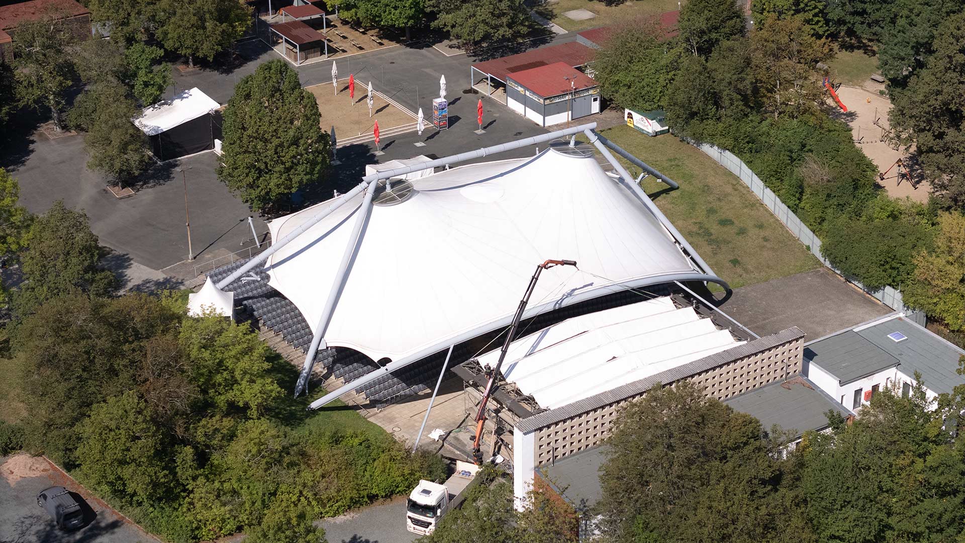 Parktheater Plauen bekommt neues Dach