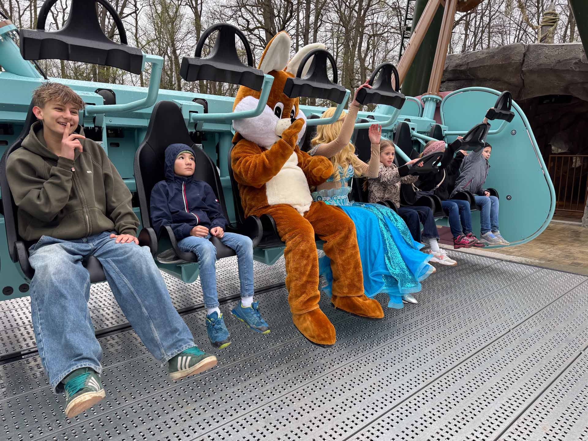 Freizeitpark Plohns neue Riesenschaukel "Aqualuna"
