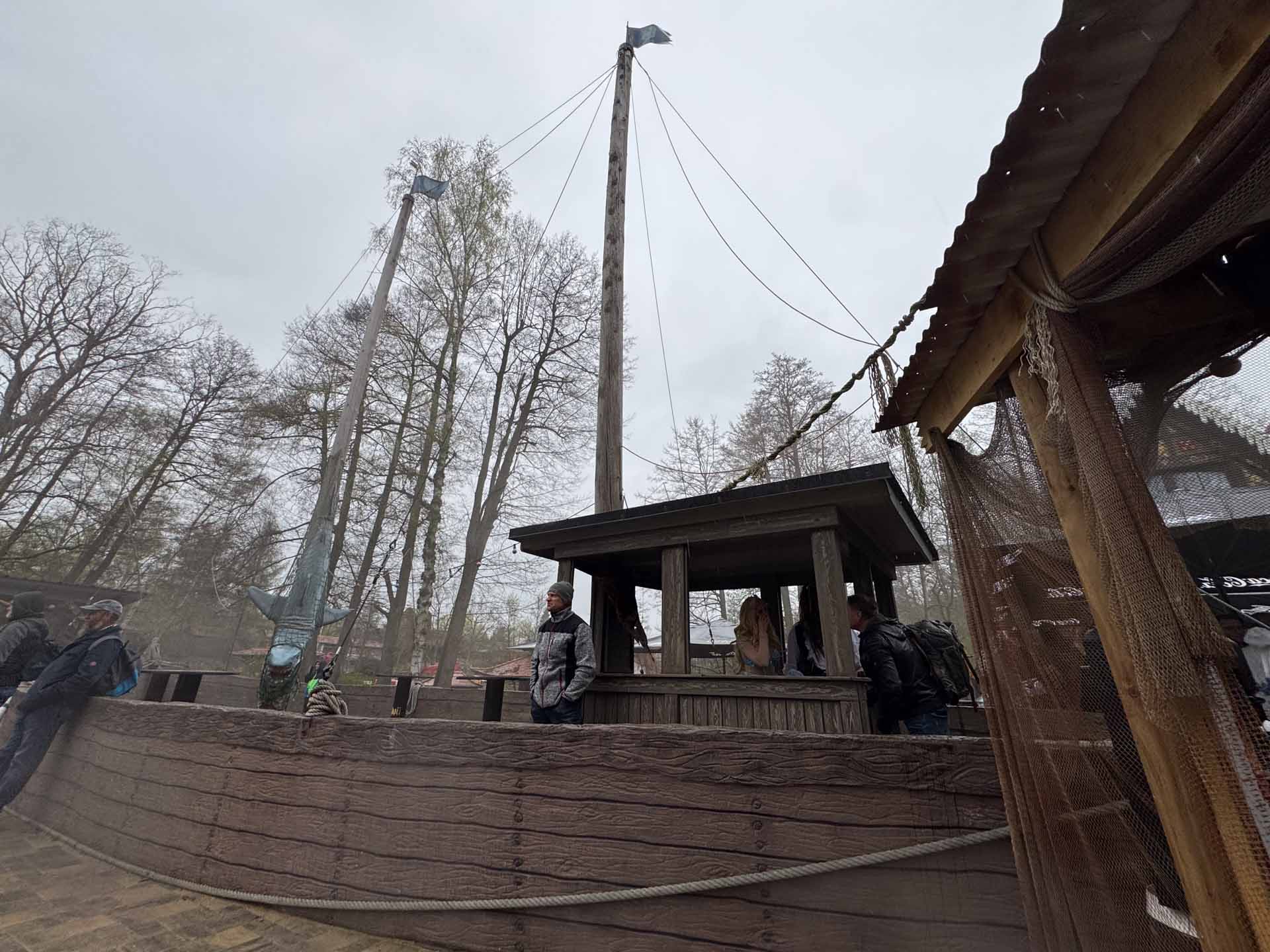 Freizeitpark Plohns neue Riesenschaukel "Aqualuna"