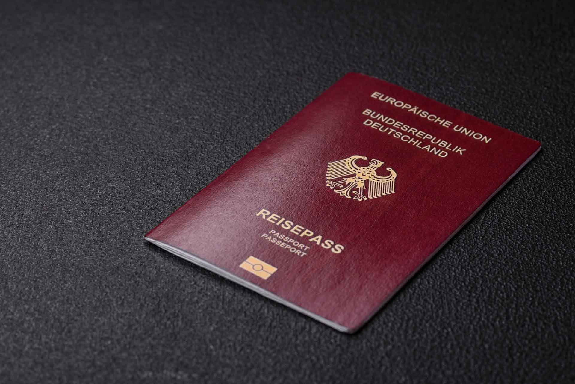 Passbilder für Ausweis und Reisepass nur noch digital – welche Bilder noch verwendet werden dürfen