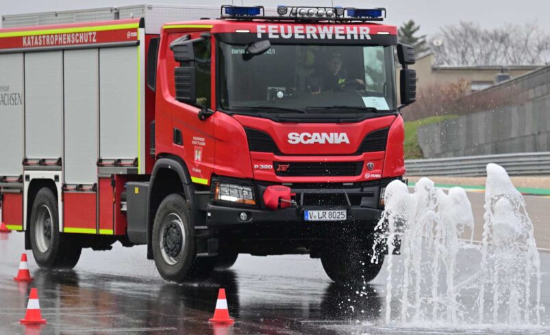 Freiwillige Feuerwehr Jößnitz trainiert auf dem Sachsenring. Foto: W. Schmidt