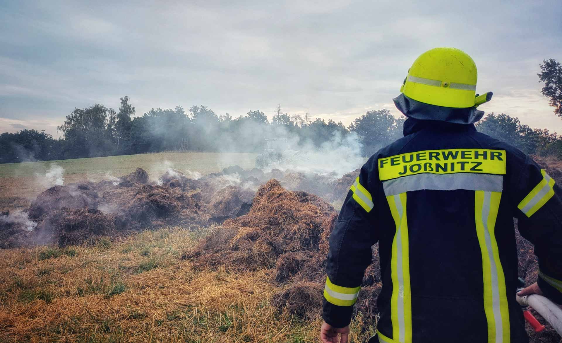 Feuerwehreinsatz in Jößnitz: Misthaufenbrand drohte Wald zu erfassen. Foto: Stadt Plauen