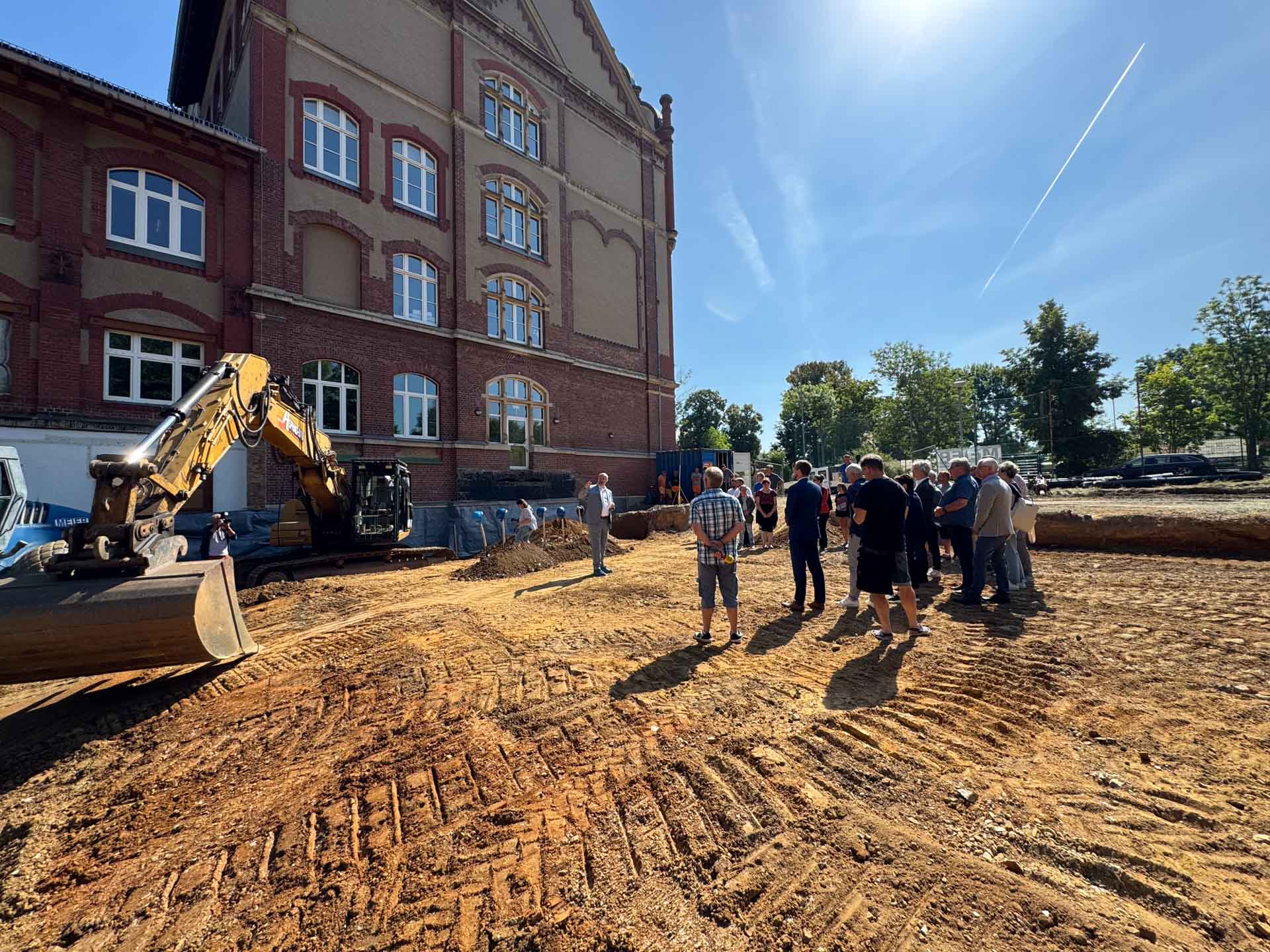 Start für Turnhallen-Neubau an der Kemmlerschule Plauen. Foto: M. Reißmann