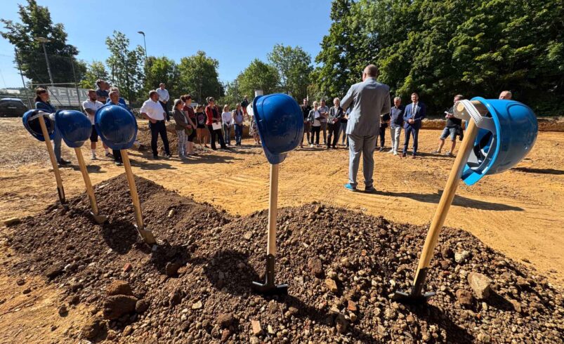 Start für Turnhallen-Neubau an der Kemmlerschule Plauen. Foto: M. Reißmann