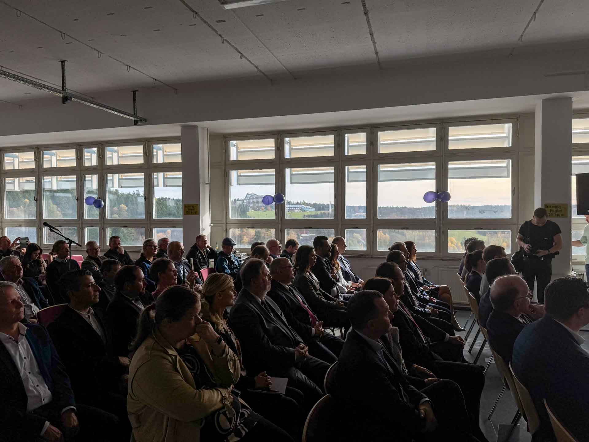 Neuer Aufbruch im Vogtland: OHB übernimmt Technisat-Werk in Schöneck. Foto: M. Reißmann