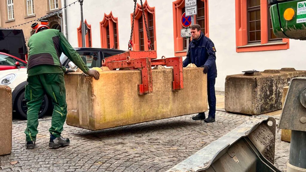 Sicher durch den Weihnachtsmarkt: Plauen verstärkt Sicherheitsmaßnahmen. Foto: S. Höfer