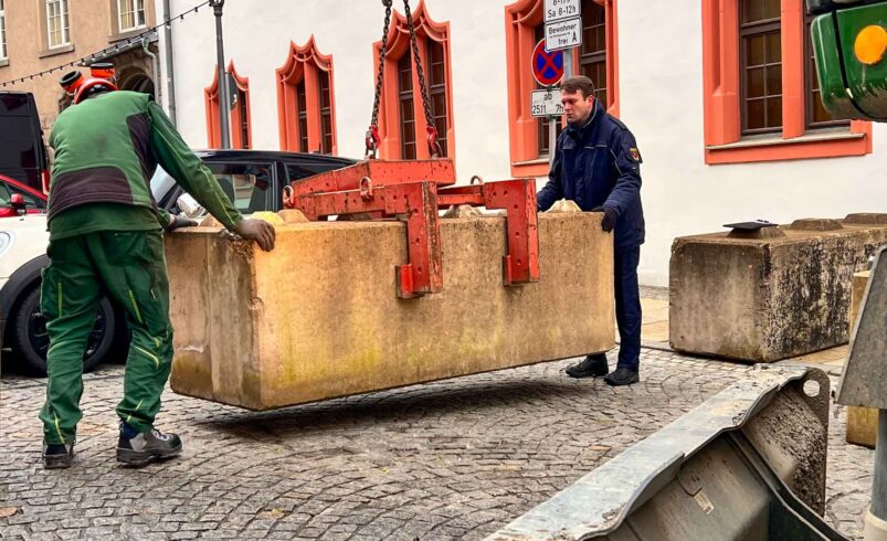 Sicher durch den Weihnachtsmarkt: Plauen verstärkt Sicherheitsmaßnahmen. Foto: S. Höfer