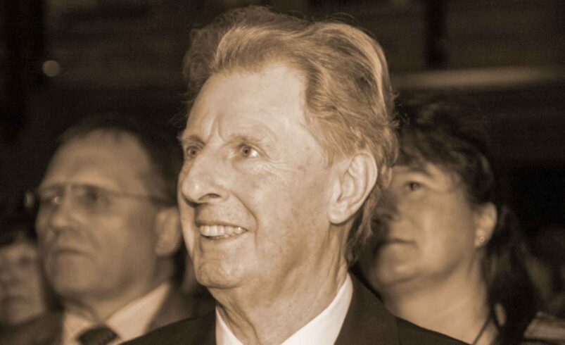 Walter G. Tümpner bei der Verleihung der Stadtplakette 2011. Foto: Gunther Brand