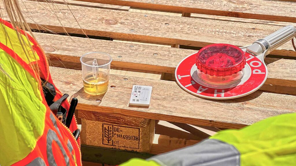 Große Verkehrskontrolle in Plauen-Altchrieschwitz: Auf der Dresdner Straße registrierte die Polizei zahlreiche Verstöße – Schwerpunkt war Drogen im Straßenverkehr. Foto: S. Höfer