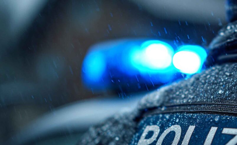 Polizei im Einsatz. Foto: Spitzenstadt/KI