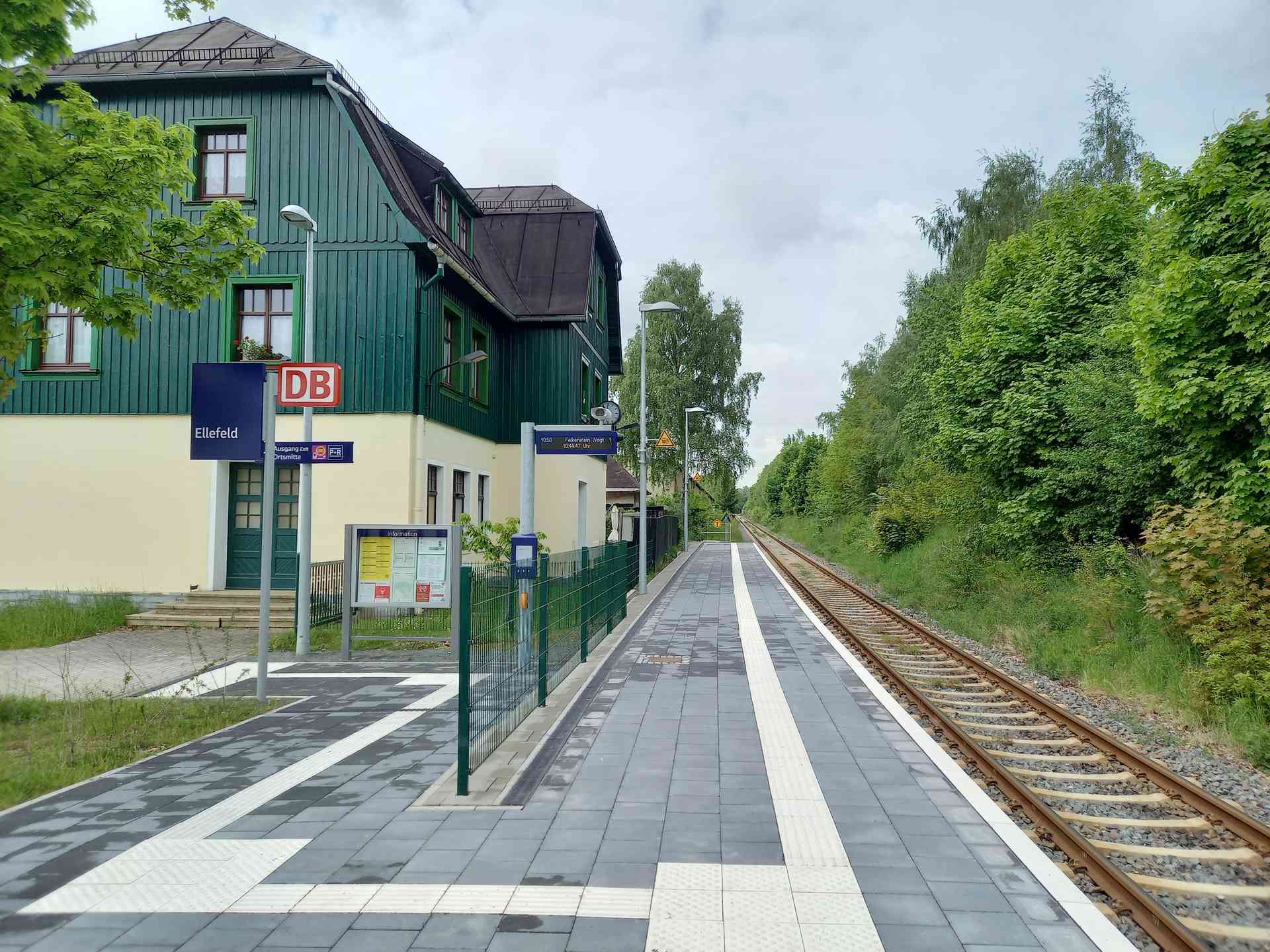 2026 05 21_VVV_Bahnhof Ellefeld_c_Verkehrsverbund Vogtland