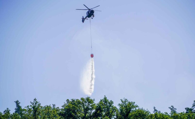 Löschhubschrauber im Einsatz. Foto: Stadt Plauen