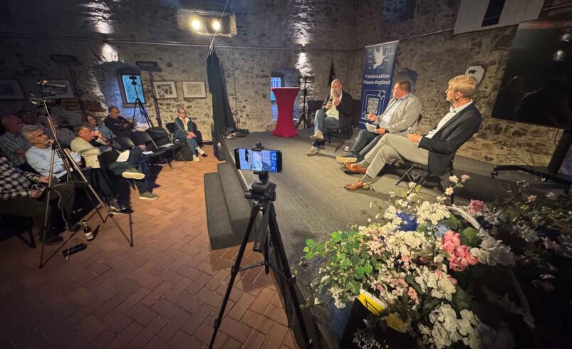 Diskussionsabend im Komturhof beleuchtet Rolle von Medien, Algorithmen und Debattenkultur. Foto: M. Reißmann