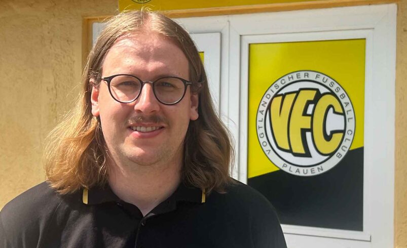 Der 26-jährige Plauener Scott Heinrichs ist Leiter der Geschäftsstelle des VFC Plauen.